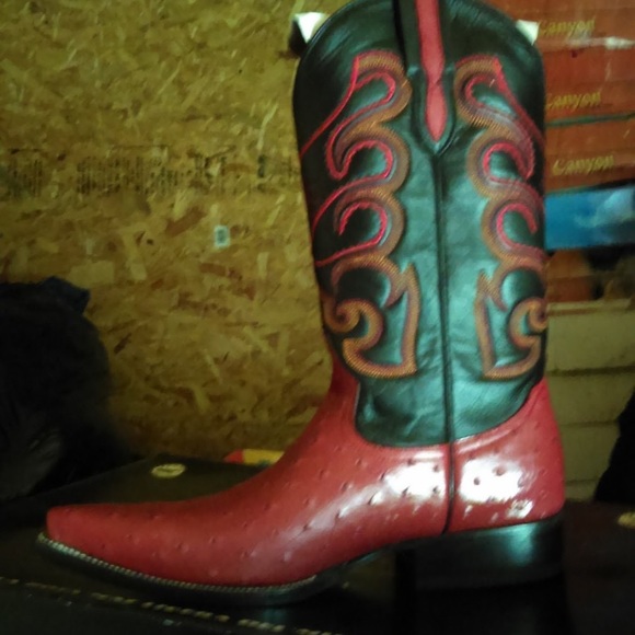 It’s honestly a really nice boot - Picture 1 of 1